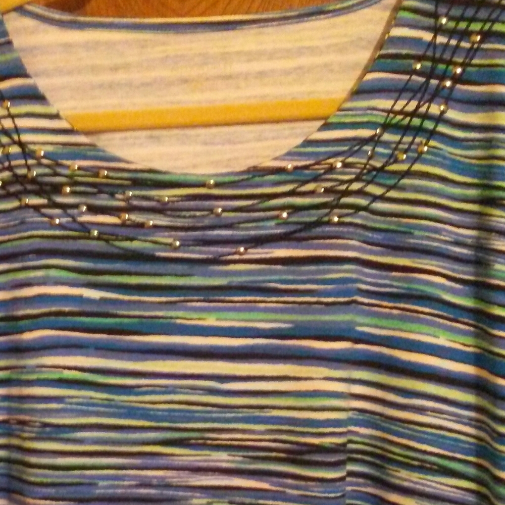 Allison Daley Top - Picture 2 of 5